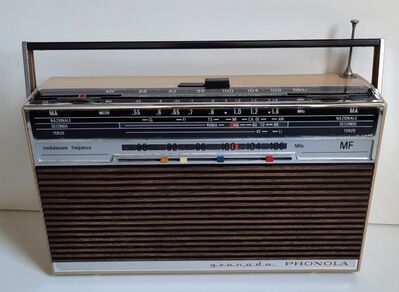 Phonola RT 1008 Granada beige ( 1971 )
