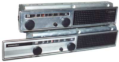 Radiomarelli (I); Mod.: AR 128; (1970/74)
Tipo: Autoradio a transistor
Gamme: OM (Supereterodina)
Valvole: ---
Alimentazione: 12 V (negativo a massa)
Mobile: Involucro e frontale in metallo
Dim.:modello corto 360x70xh85 mm; modello lungo 410x70xh85 mm

