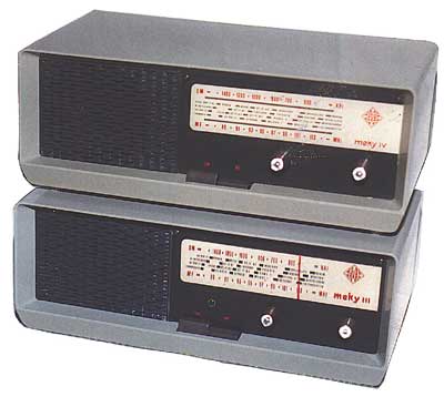 Telefunken (I); Serie Mecky III/IV; (1965-70)
Tipo: Ricevitore supereterodina
Gamme: OM-FM
Valvole: ECC85–ECH8–EF89-UY85–EL84–EABC 80
Alimentazione: 110-220 V
Mobile: in plastica antiurto 
Dim.: 365 x 180 h 145 mm.

