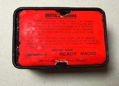 radio galena
Ready Radio. Targa con le istruzioni per l'uso.

